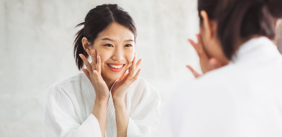 Na czym polega japońska pielęgnacja twarzy? Poznaj japoński rytuał piękna